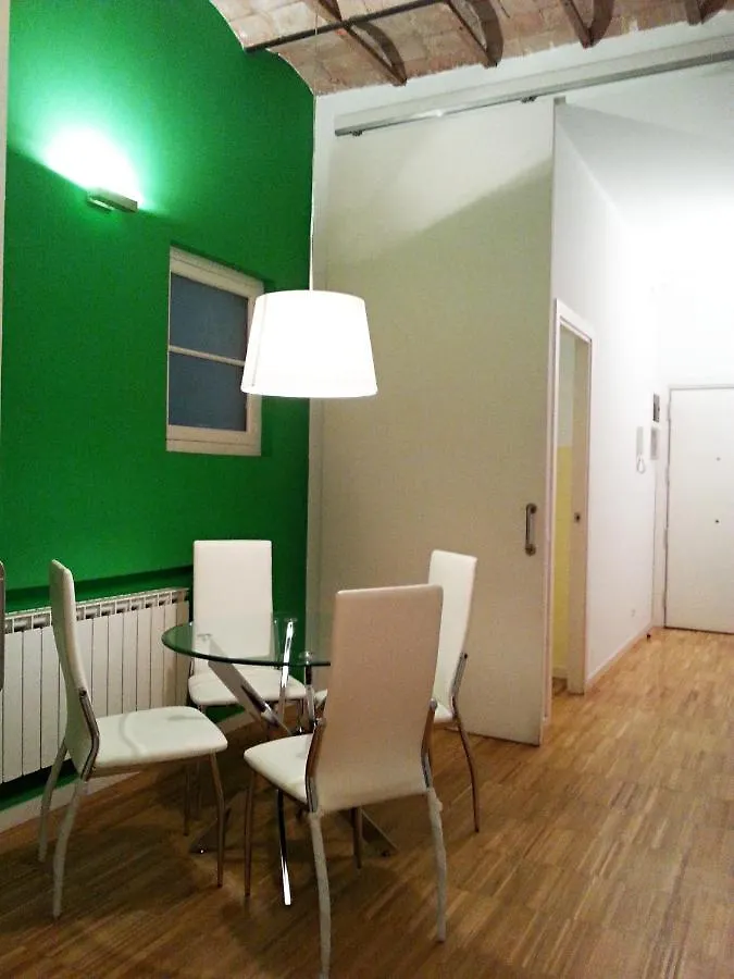 Barcelona Rooms 2*,